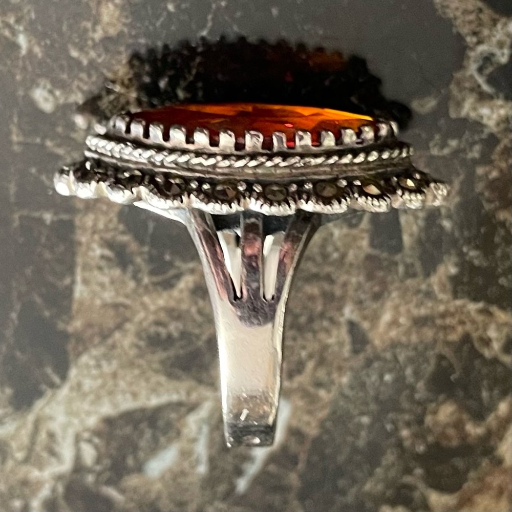 Vintage Amber Glass and Marcasite Marquis sterling silver ring - Picture 8 of 9